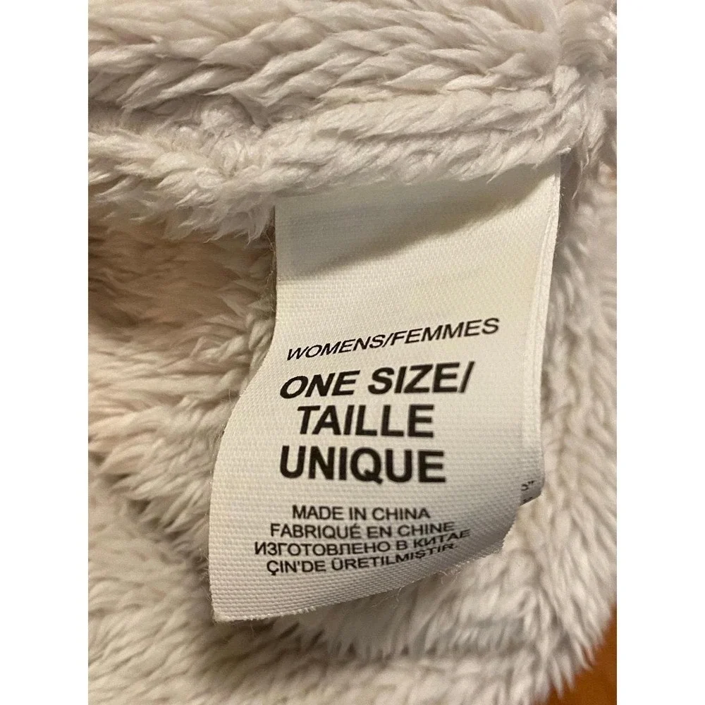 North Face Hat Beanie Pompom Women OSFM Cream Cable Knit Y2K s23